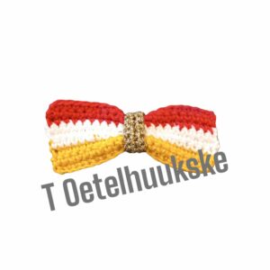 Oeteldonks strikje gehaakt